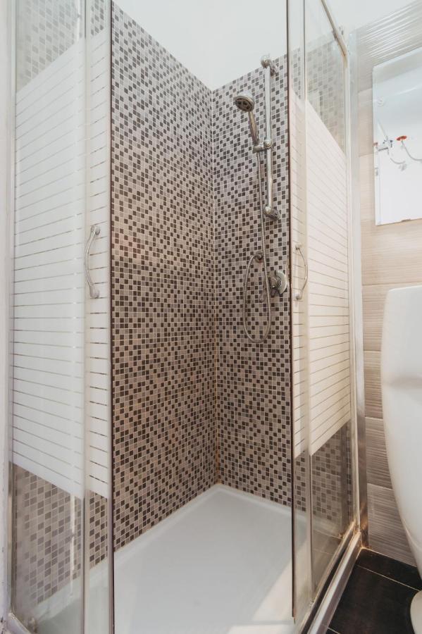 Rhome Trevi 2